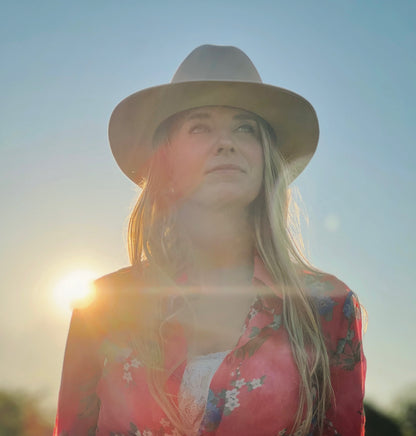 The Quahogs with Charlie Marie